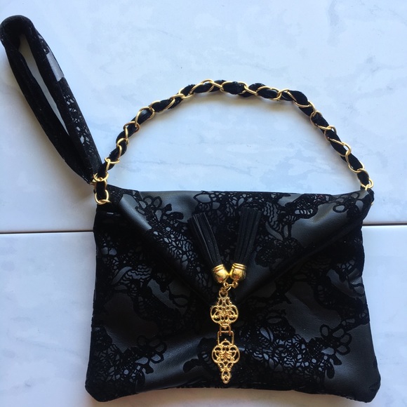 ✨NEW✨Handmade Faux Leather & Velvet Luxe Clutch - Picture 2 of 8